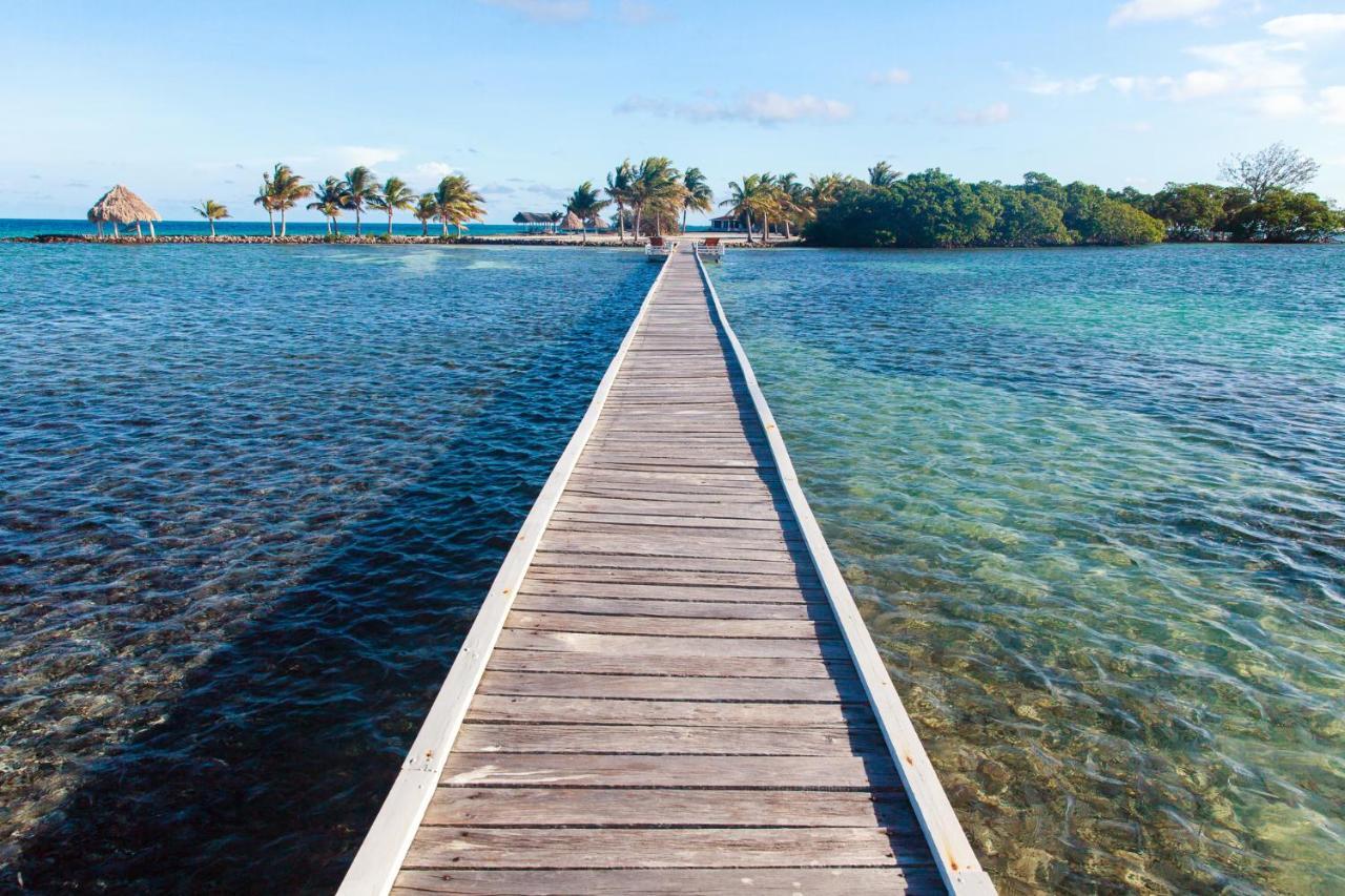 Royal Belize Hotel Thatch Caye Exterior foto