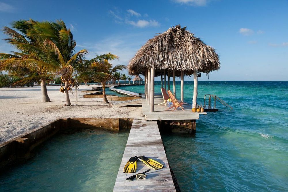 Royal Belize Hotel Thatch Caye Exterior foto