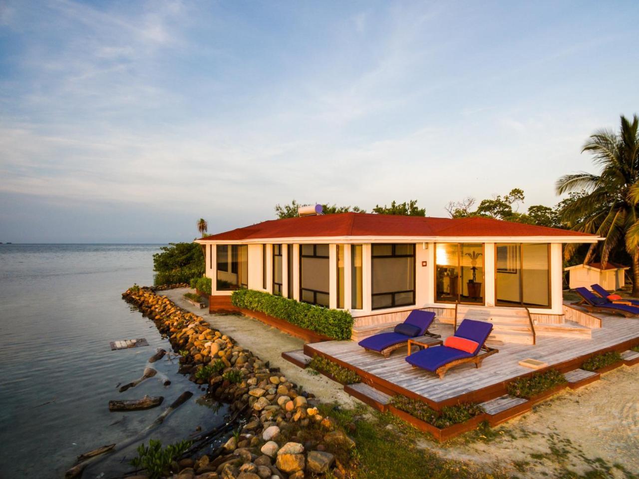Royal Belize Hotel Thatch Caye Exterior foto
