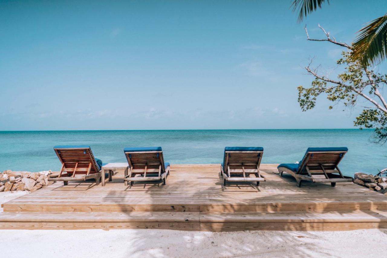 Royal Belize Hotel Thatch Caye Exterior foto